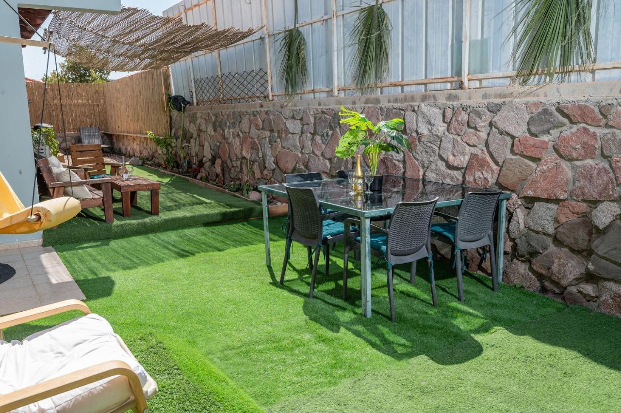 Day And Night -יום ולילה Appartement Eilat Buitenkant foto